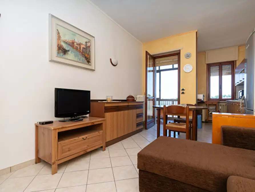 Immagine 7 di Appartamento in vendita  in Corso Torino 23 a Chieri