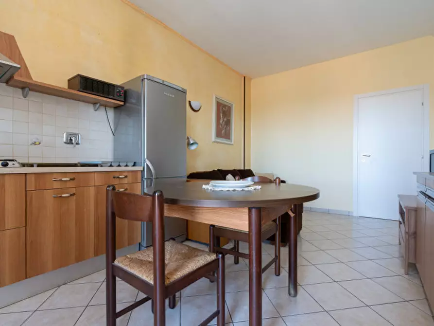 Immagine 10 di Appartamento in vendita  in Corso Torino 23 a Chieri