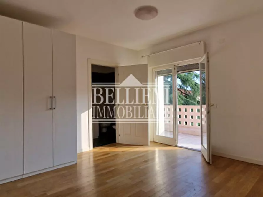 Immagine 11 di Appartamento in vendita  in Via Alessandro Massaria a Vicenza