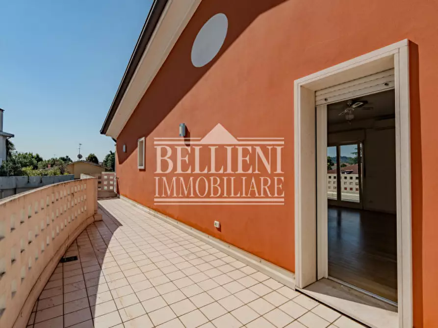 Immagine 26 di Appartamento in vendita  in Via Alessandro Massaria a Vicenza