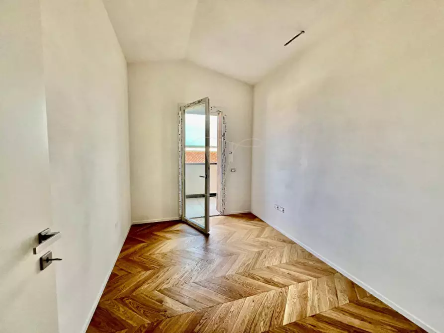 Immagine 38 di Attico in vendita  in via guizza conselvana 344 a Padova