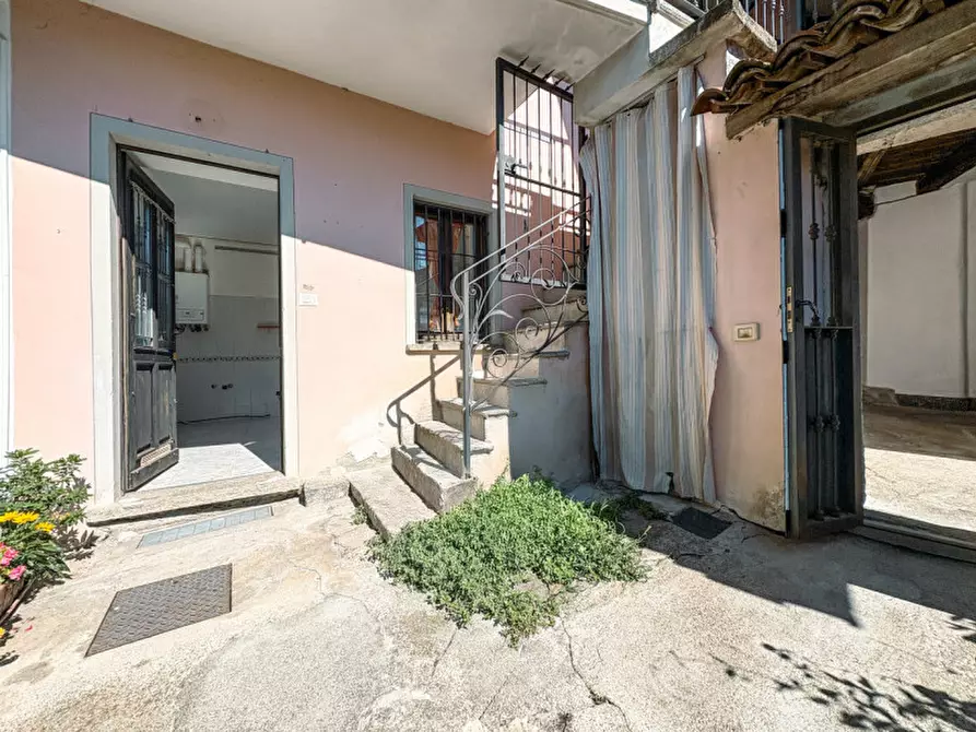 Immagine 2 di Appartamento in vendita  in Via Palestro 2 a Stresa