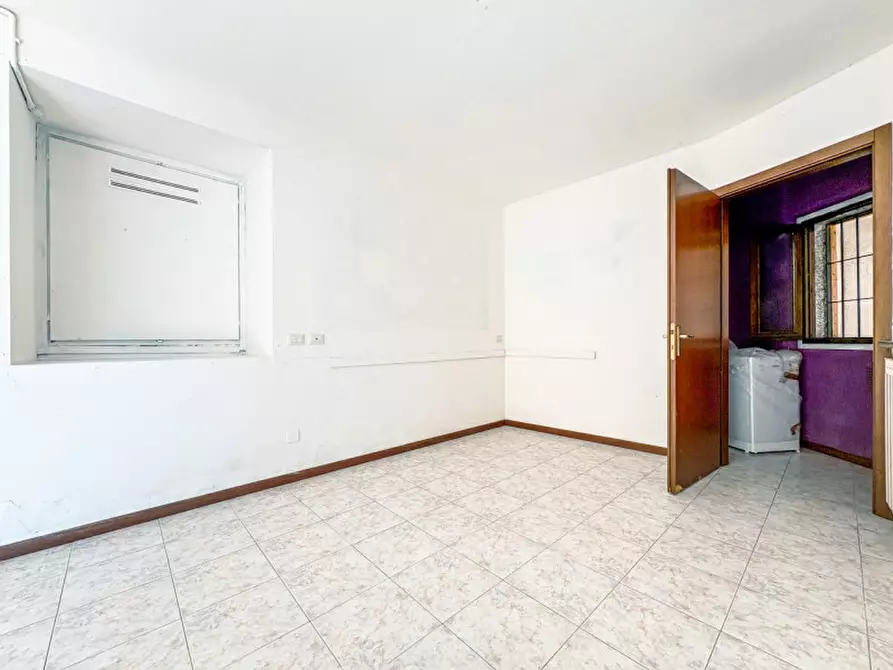 Immagine 4 di Appartamento in vendita  in Via Palestro 2 a Stresa