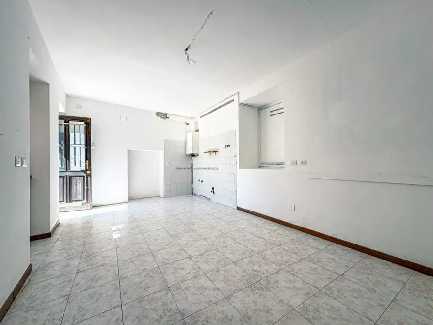 Immagine 8 di Appartamento in vendita  in Via Palestro 2 a Stresa