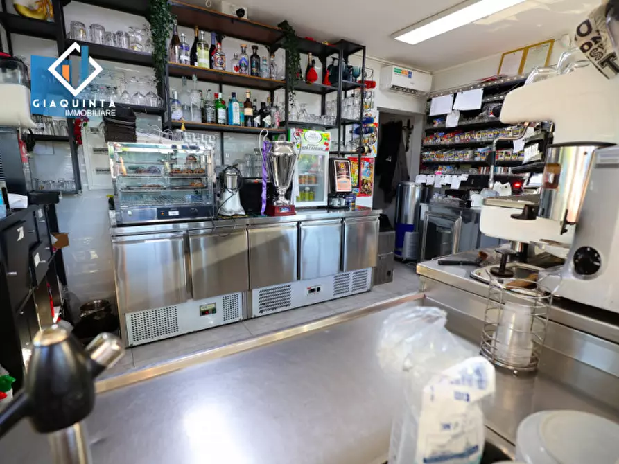 Immagine 4 di Attività commerciale in vendita  in Viale Aldo Moro a Scordia