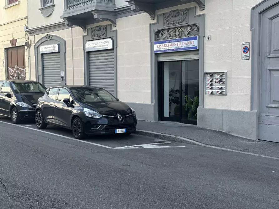 Immagine 4 di Negozio in affitto  in Via Savonarola a Monza