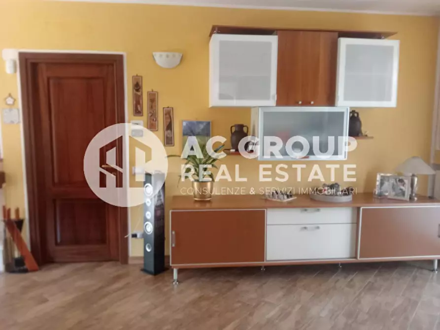 Immagine 5 di Villetta a schiera in vendita  in Via Adamello a Caronno Pertusella