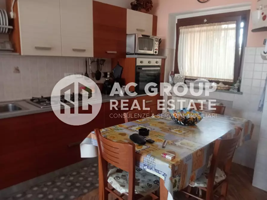 Immagine 6 di Villetta a schiera in vendita  in Via Adamello a Caronno Pertusella