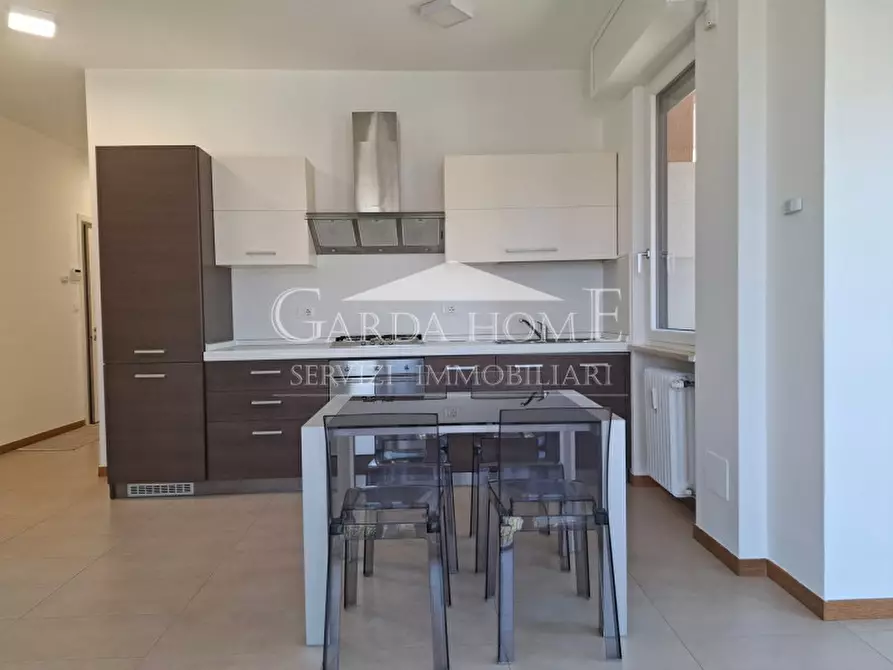 Immagine 7 di Appartamento in vendita  in Via Aleardi a Desenzano Del Garda