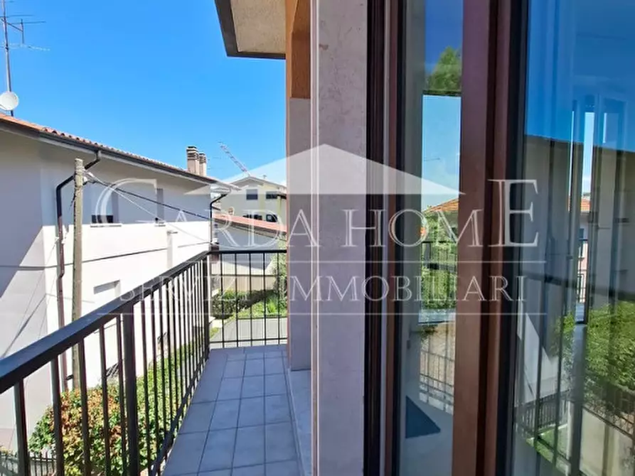 Immagine 11 di Appartamento in vendita  in Via Aleardi a Desenzano Del Garda