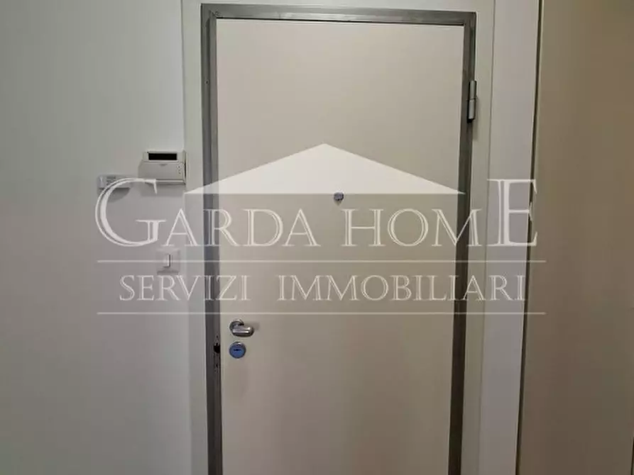 Immagine 14 di Appartamento in vendita  in Via Aleardi a Desenzano Del Garda