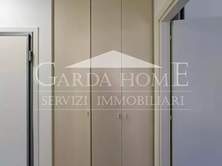 Immagine 16 di Appartamento in vendita  in Via Aleardi a Desenzano Del Garda