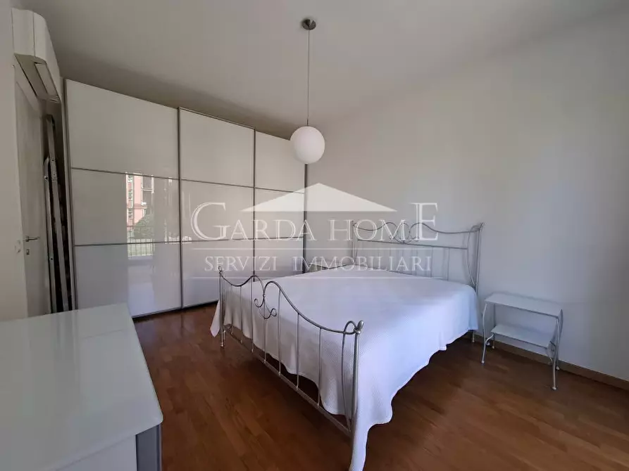 Immagine 18 di Appartamento in vendita  in Via Aleardi a Desenzano Del Garda