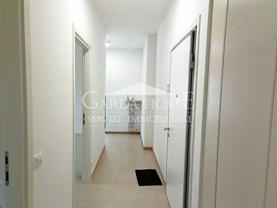 Immagine 38 di Appartamento in vendita  in Via Aleardi a Desenzano Del Garda