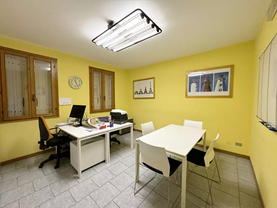 Immagine 3 di Capannone industriale in vendita  in Via Umbria a Monselice