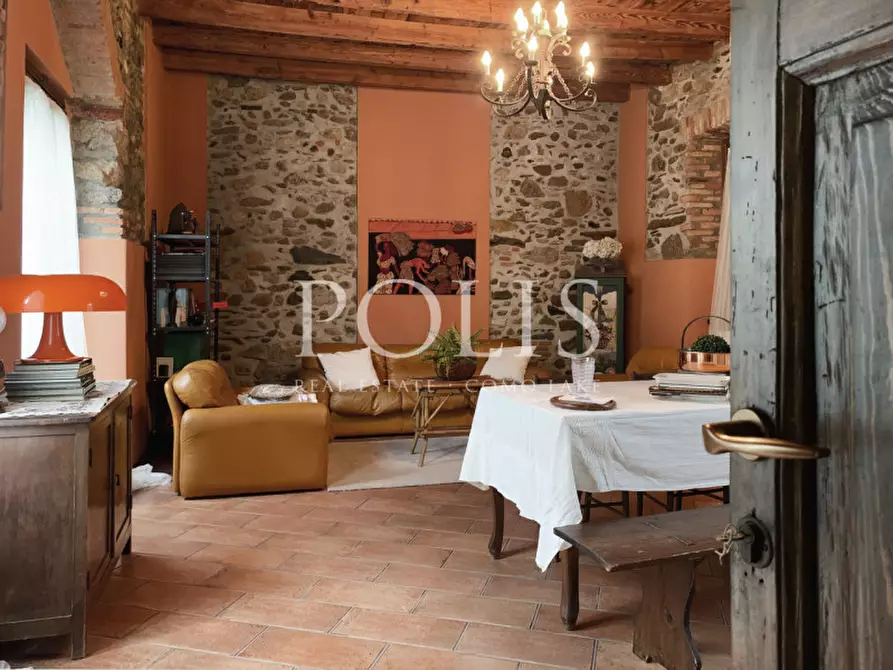 Immagine 9 di Villa in vendita  in VIA DIAZ a Alzate Brianza