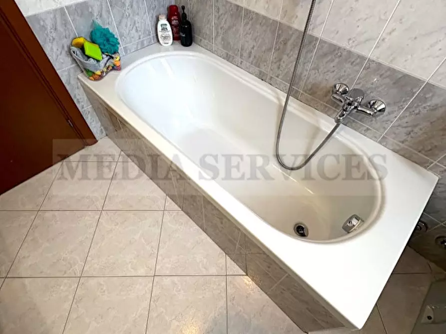 Immagine 22 di Villa in vendita  in via Roma n° 35 a Garlasco