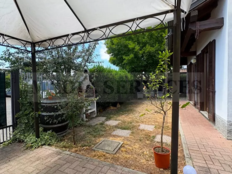 Immagine 29 di Villa in vendita  in via Roma n° 35 a Garlasco