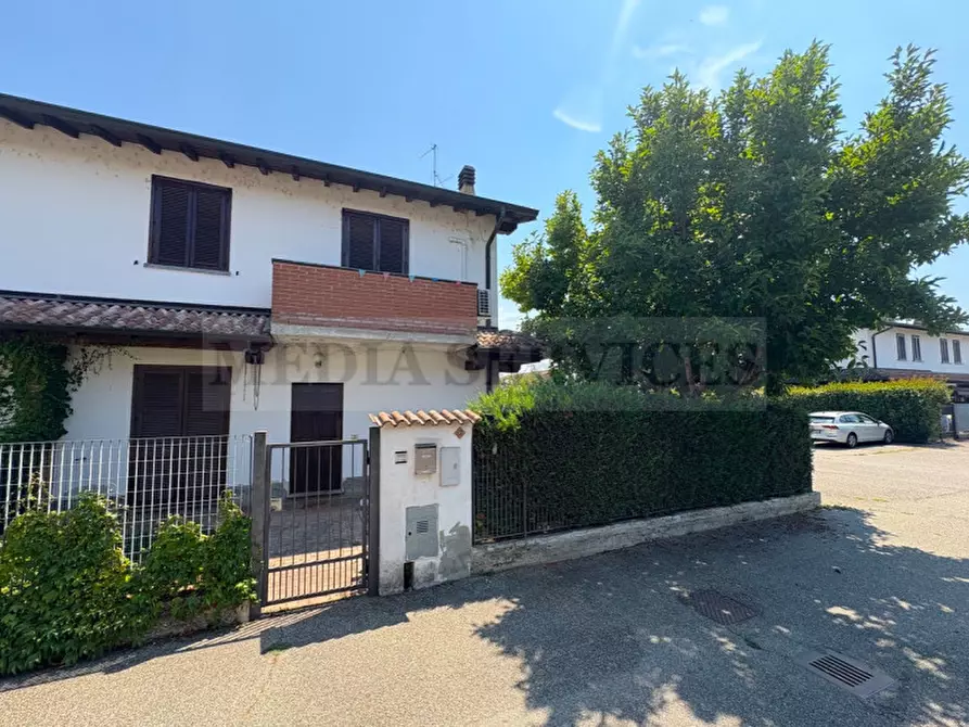 Immagine 33 di Villa in vendita  in via Roma n° 35 a Garlasco