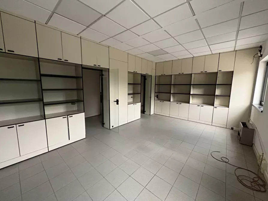Immagine 1 di Ufficio in affitto  in Via Giuseppe Di Vittorio a Lavis