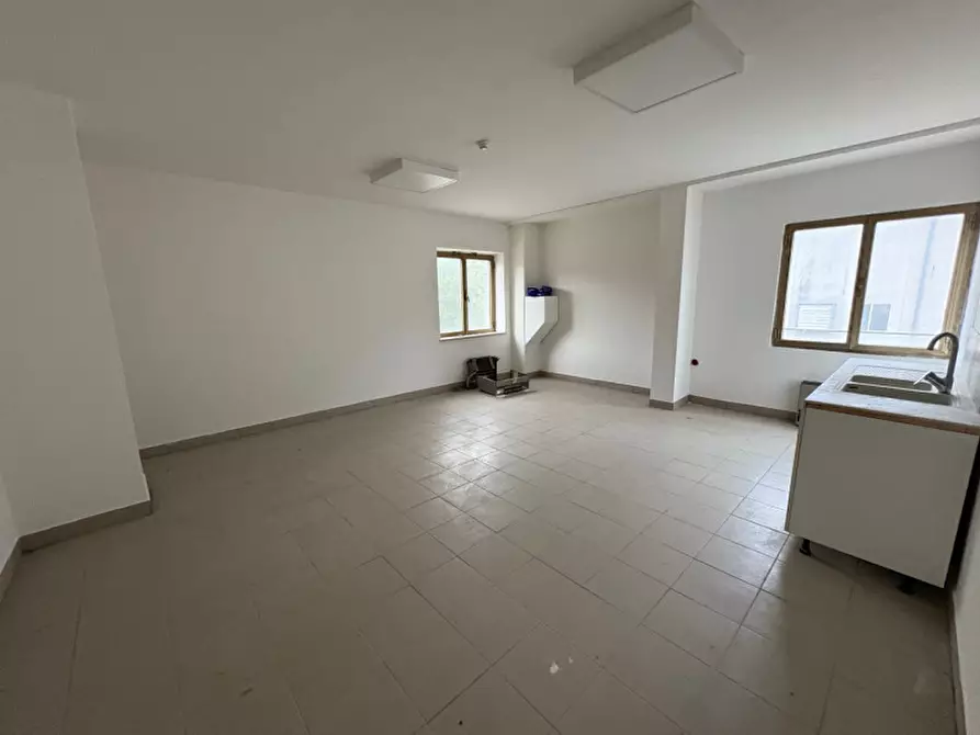 Immagine 5 di Ufficio in affitto  in Via Giuseppe Di Vittorio a Lavis