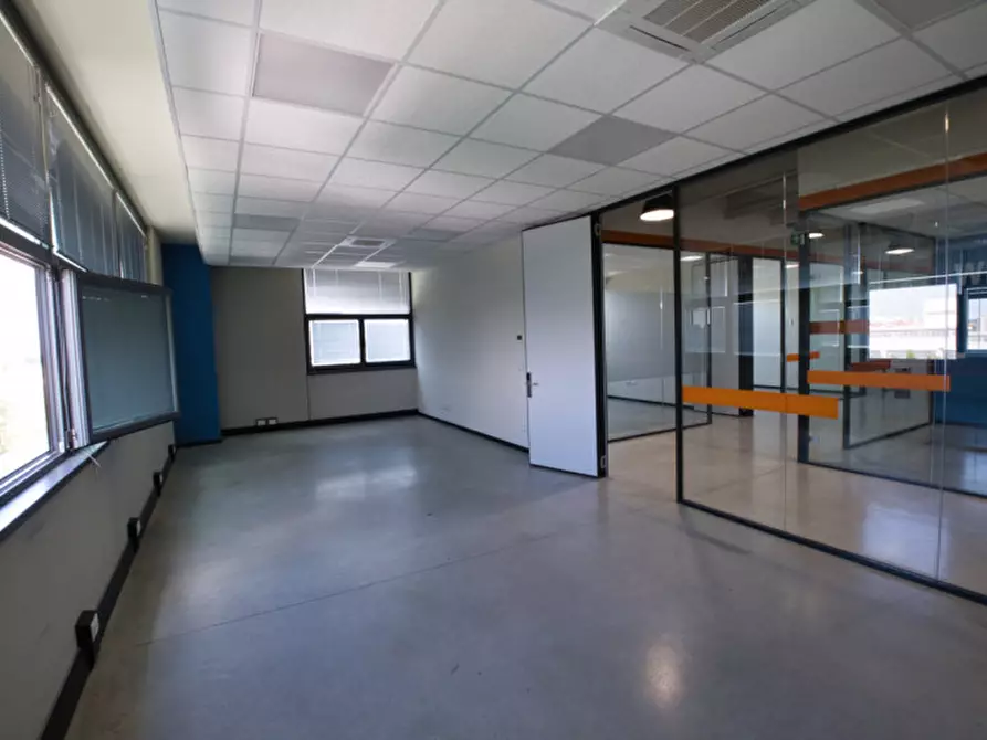 Immagine 9 di Laboratorio in vendita  a Fiorano Modenese