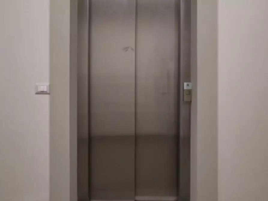 Immagine 19 di Laboratorio in vendita  a Fiorano Modenese