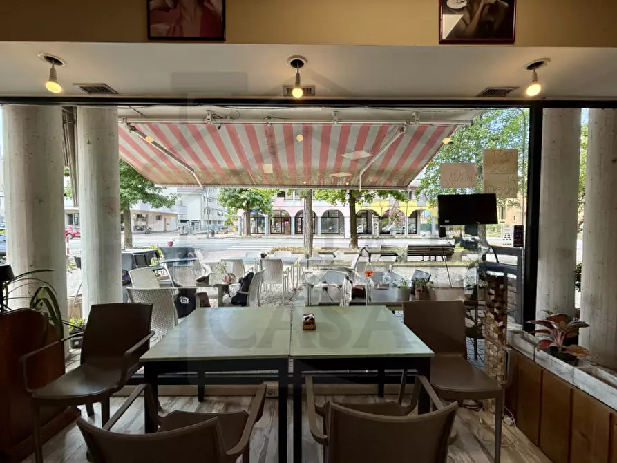 Immagine 7 di Attività commerciale in vendita  in Corso delle Terme a Montegrotto Terme