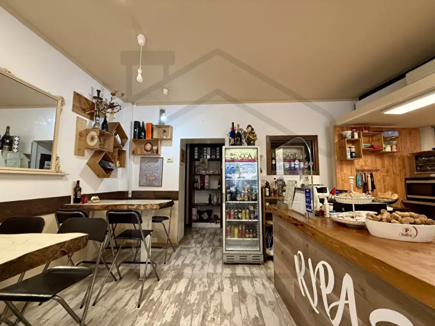 Immagine 16 di Attività commerciale in vendita  in Corso delle Terme a Montegrotto Terme