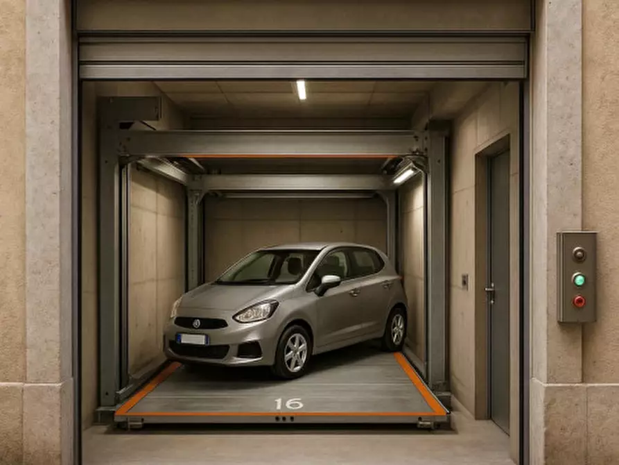 Immagine 1 di Posto auto in vendita  in Corso Palladio 27 a Vicenza