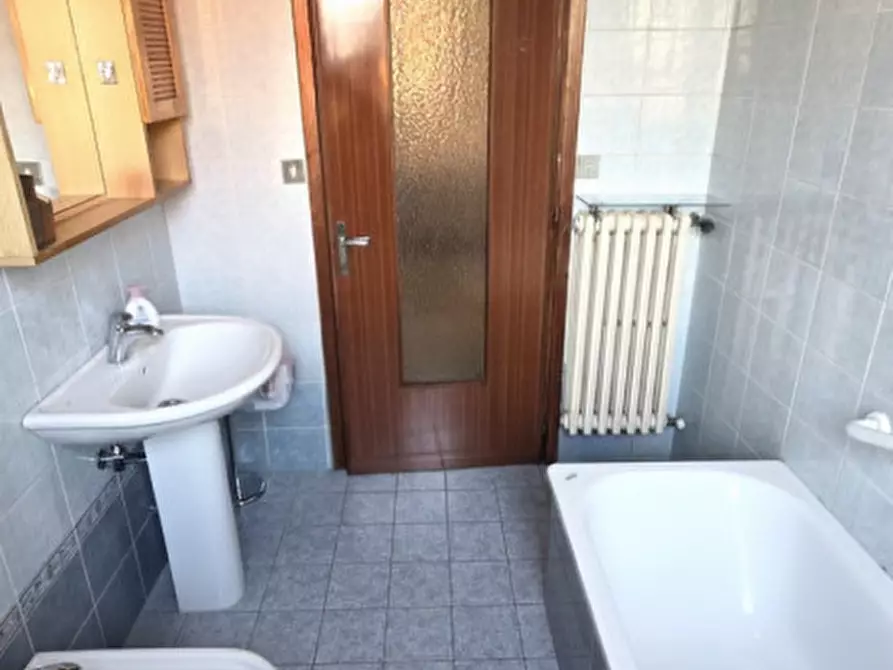 Immagine 21 di Casa indipendente in vendita  in Via Curtatone a Rovigo