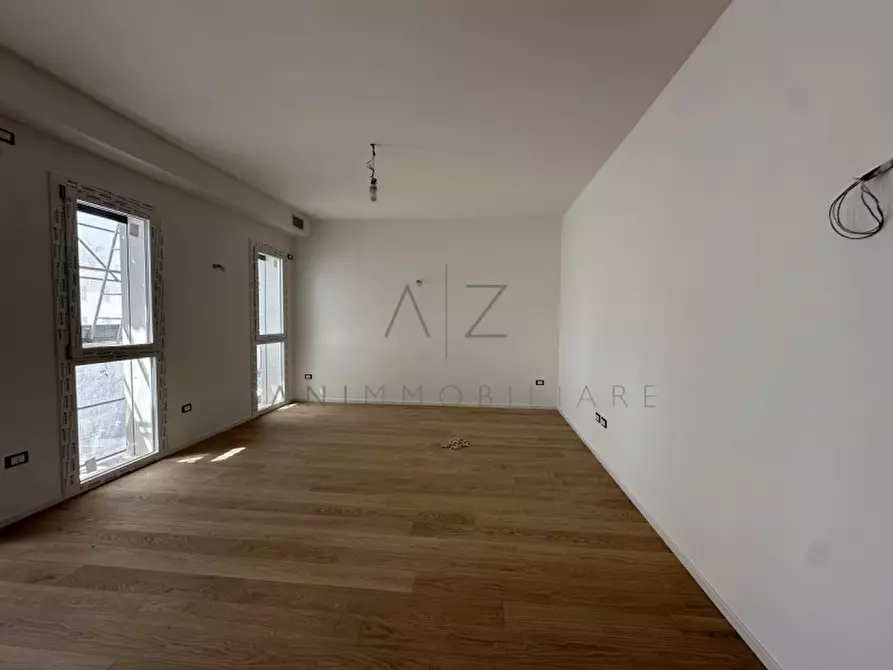 Immagine 3 di Appartamento in vendita  in Via San Pio X 82 a Castelfranco Veneto