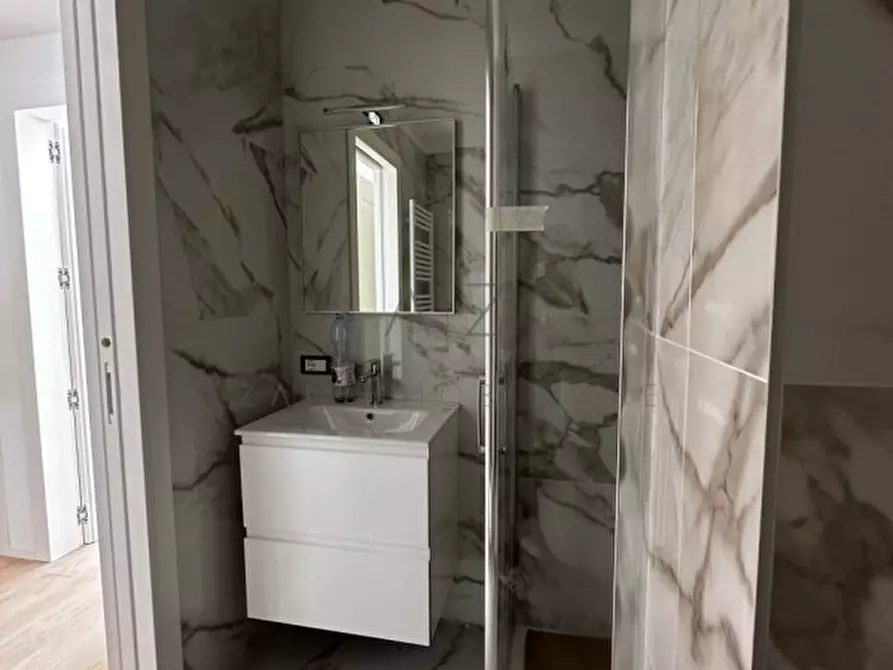 Immagine 8 di Appartamento in vendita  in Via San Pio X 82 a Castelfranco Veneto