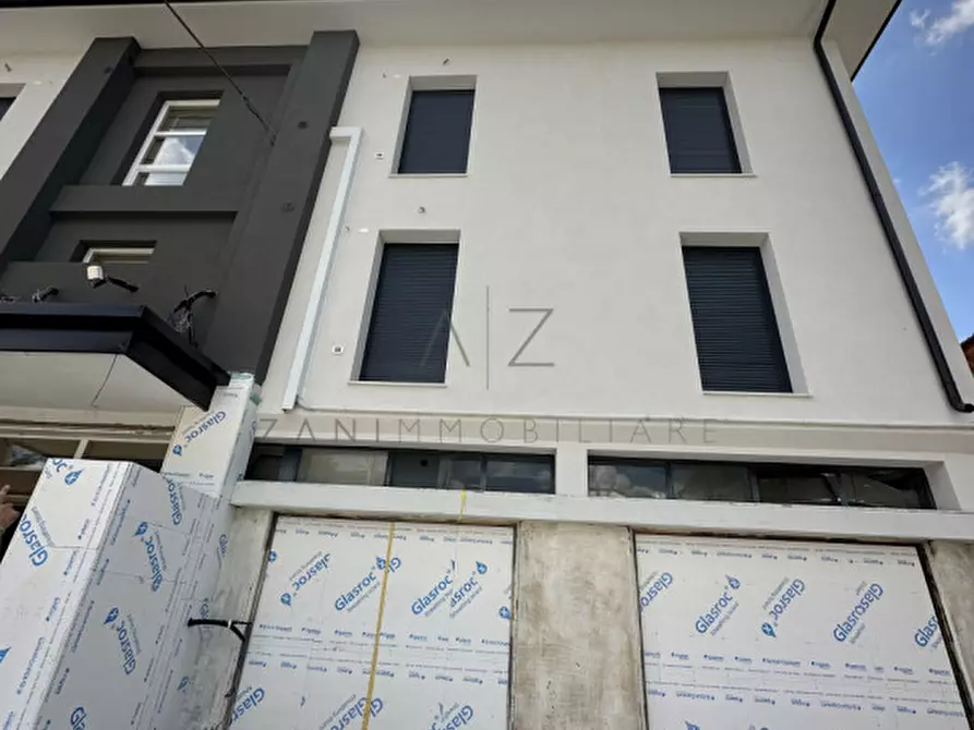 Immagine 23 di Appartamento in vendita  in Via San Pio X 82 a Castelfranco Veneto