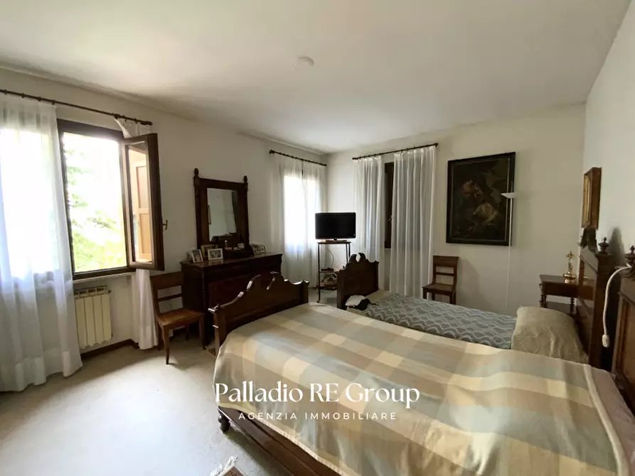 Immagine 17 di Casa trifamiliare in vendita  in Strada di Gogna a Vicenza