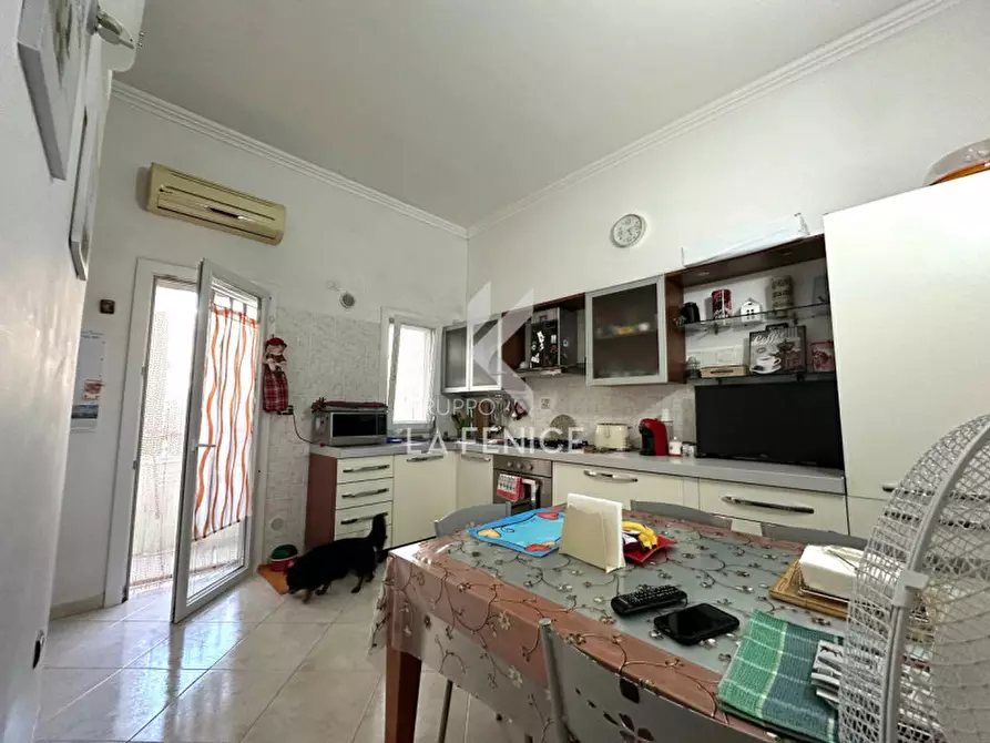 Immagine 10 di Appartamento in vendita  in corso dei mille  55 a Martina Franca