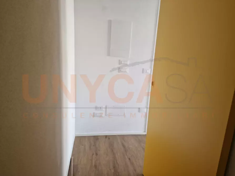 Immagine 5 di Negozio in affitto  a Padova