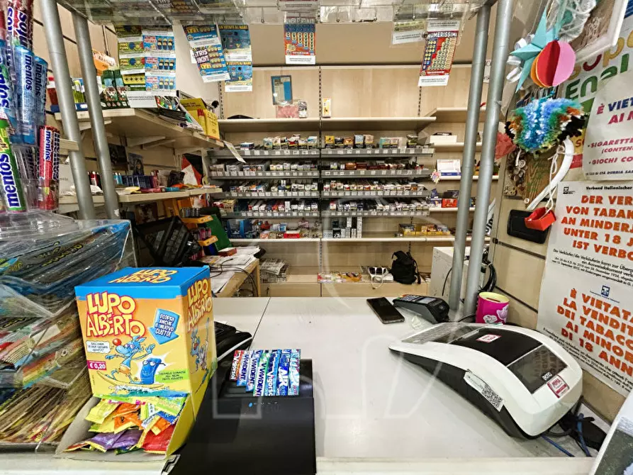 Immagine 5 di Attività commerciale in vendita  in St. Martinsplatz - Piazza San Martino a Cortina Sulla Strada Del Vino .Kurtinig An D.