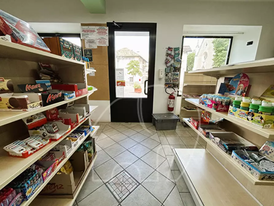 Immagine 8 di Attività commerciale in vendita  in St. Martinsplatz - Piazza San Martino a Cortina Sulla Strada Del Vino .Kurtinig An D.