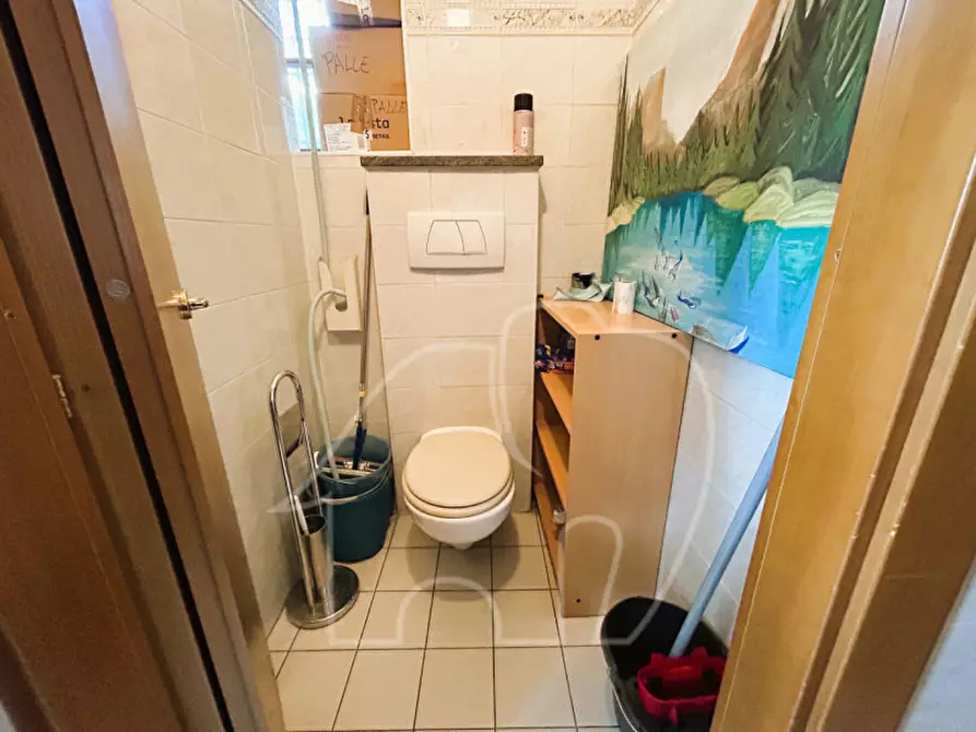 Immagine 9 di Attività commerciale in vendita  in St. Martinsplatz - Piazza San Martino a Cortina Sulla Strada Del Vino .Kurtinig An D.