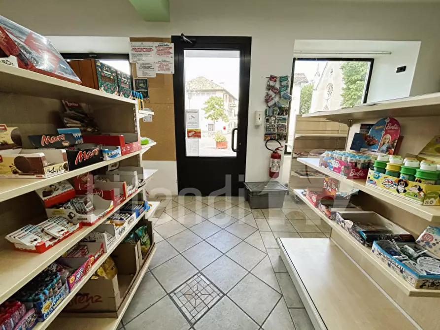 Immagine 6 di Attività commerciale in vendita  in St. Martinsplatz - Piazza San Martino a Cortina Sulla Strada Del Vino .Kurtinig An D.