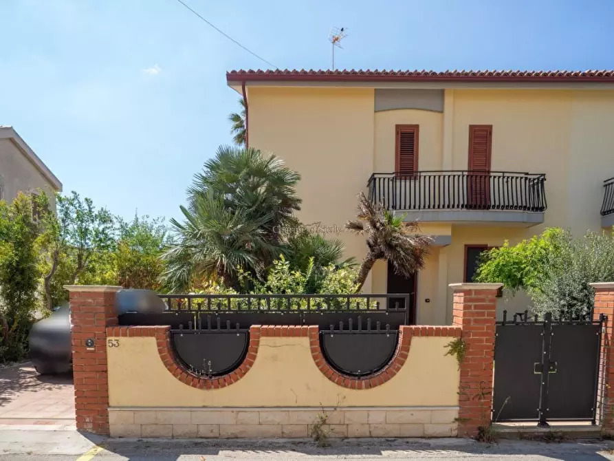 Immagine 19 di Casa indipendente in vendita  in Via degli Ammiragli a Modica