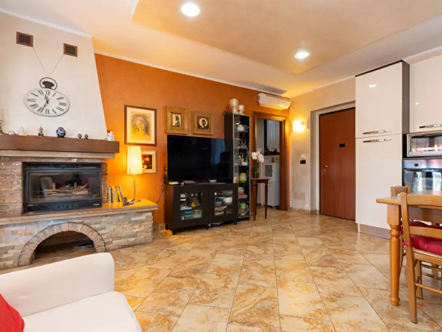 Immagine 4 di Casa indipendente in vendita  in Strada alla Borgata Baratonia 2 a Varisella