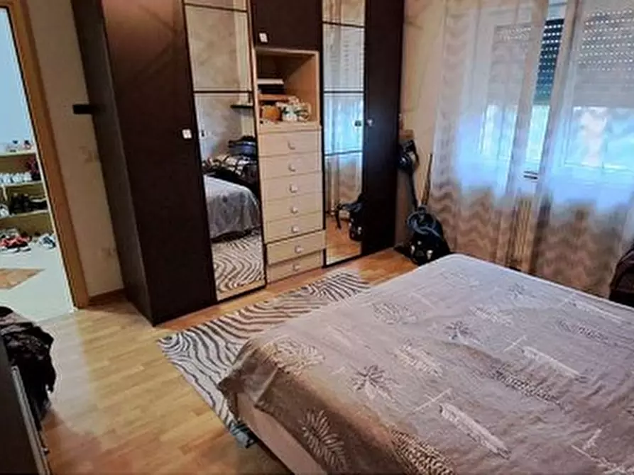 Immagine 11 di Appartamento in vendita  in Via Timavo, 22 a Pordenone