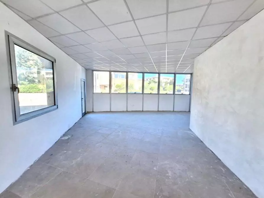 Immagine 7 di Negozio in vendita  in Via Aldo Moro, 56035 Perignano PI, Italia a Casciana Terme Lari