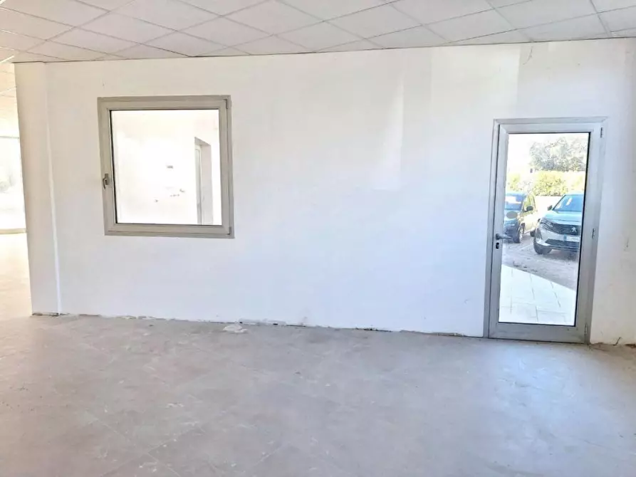 Immagine 10 di Negozio in vendita  in Via Aldo Moro, 56035 Perignano PI, Italia a Casciana Terme Lari