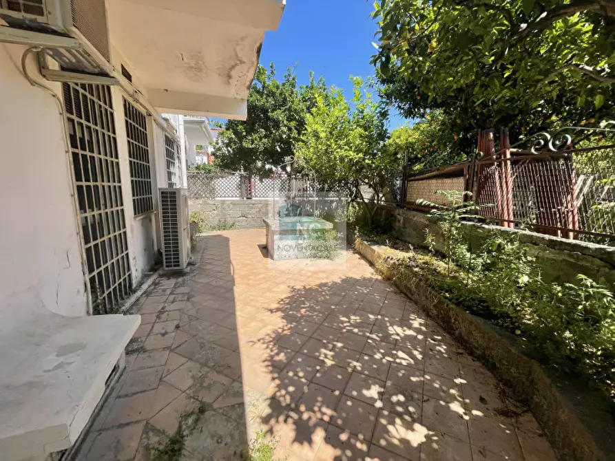 Immagine 7 di Negozio in vendita  in Via Cardinale Luigi Lavitrano 18 a Forio