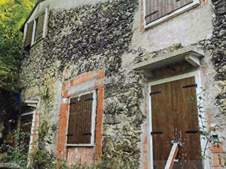 Immagine 9 di Appartamento in vendita  in LOCALITÀ BURGAGNANI a Badia Calavena