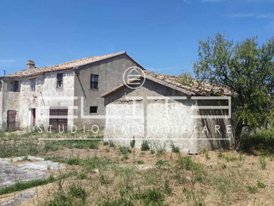 Immagine 2 di Rustico / casale in vendita  in OSIMO a Osimo
