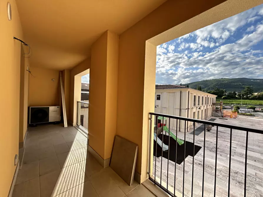 Immagine 10 di Appartamento in vendita  in via corte ronchi a Sant'ambrogio Di Valpolicella